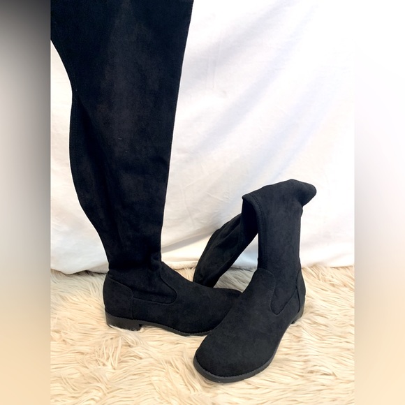 JustFab Shoes - Reena Botas Sexy Thigh High Black Suede Boots
